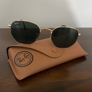 RAY BAN sunglasses . (HEXAGONAL FLAT LENSES)